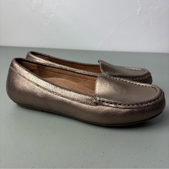 Vionic Debbie Metallic Women's Loafers Flats Size 7 WIDE Slip On Comfort Casual - Picture 1 of 9